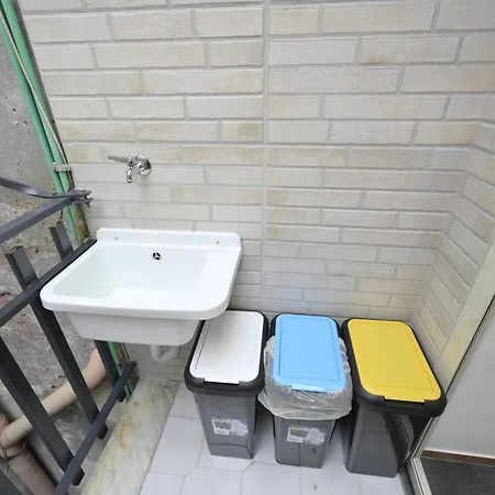 A Casuzza House Apartament Katania