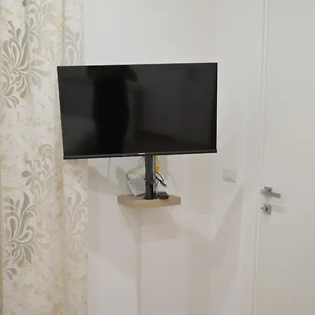 A Casuzza House Apartament *